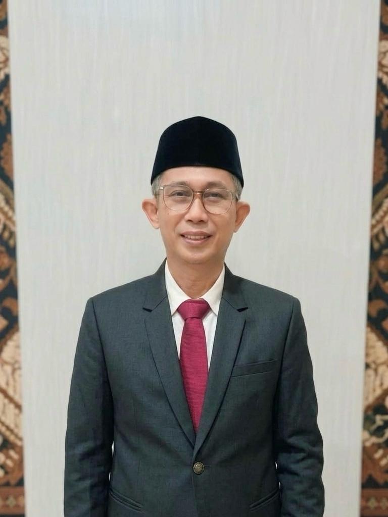 Hasan, S.Pd., M.AP., CGCAE